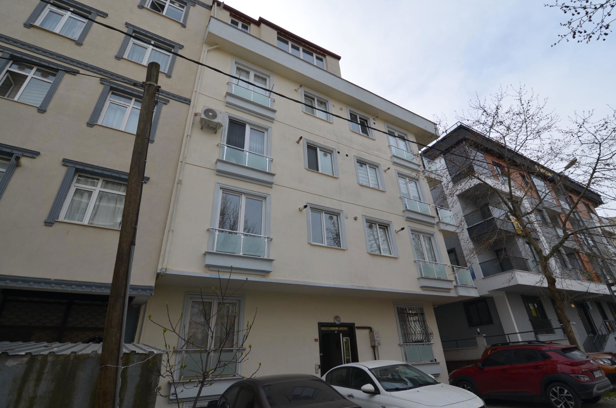 REMAX PROF'TAN OSMANGAZİ MAHALLESİNDE KİRALIK 2+1 DAİRE