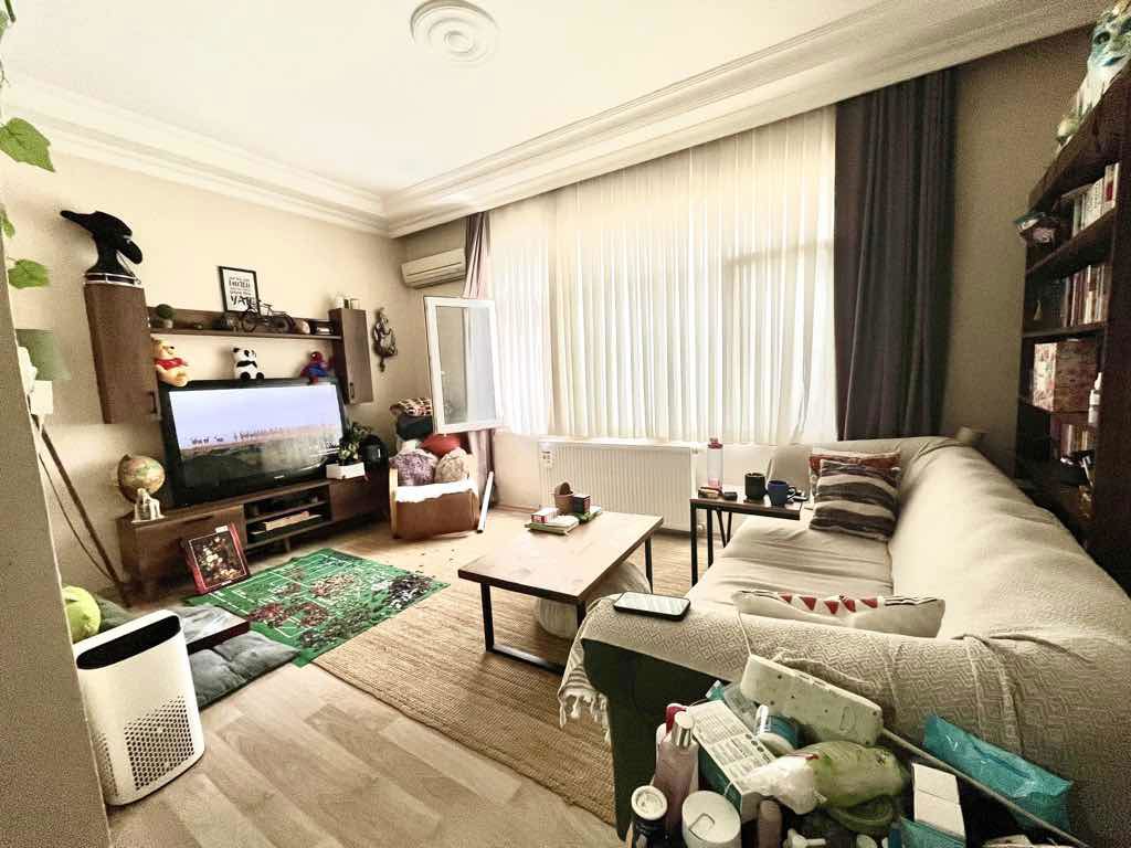 BAKIRKÖY OSMANİYE MEYDANDA 1+1 DAİRE 75M2