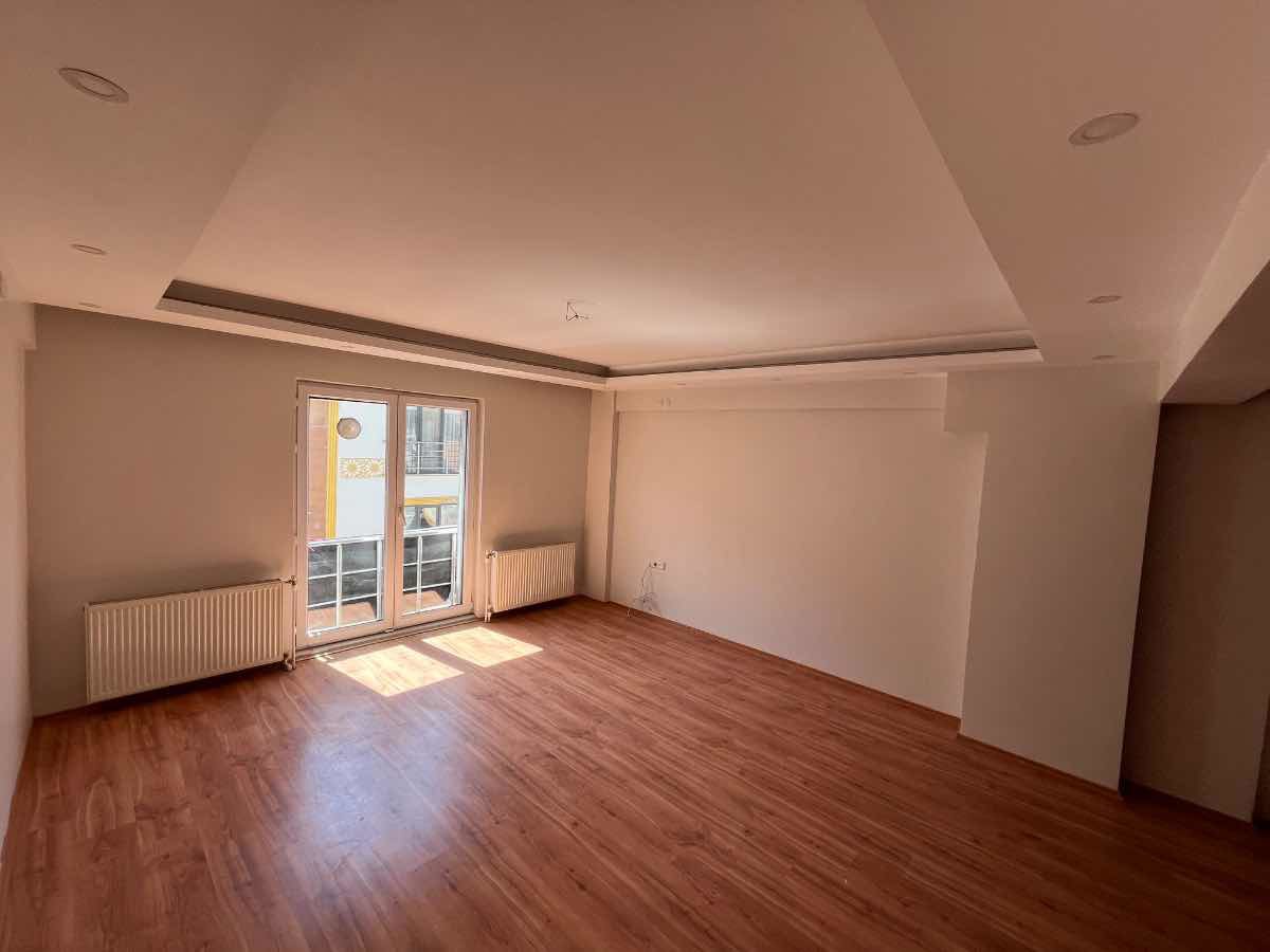BİGA/SAKARYA MAH. KAVAKLIK PARKI ARA SOKAK 2+1 KİRALIK FIRSAT DAİRE