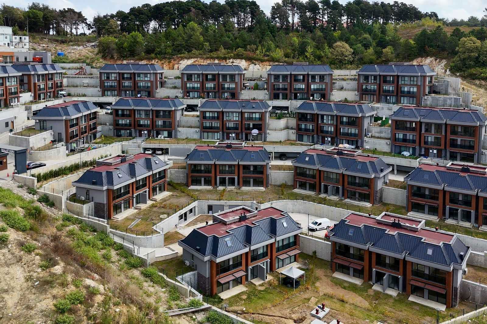 İDEALİST KORU SİTESİ 105M2 KÖŞE BAHÇE SATILIK B. DUBLEKS