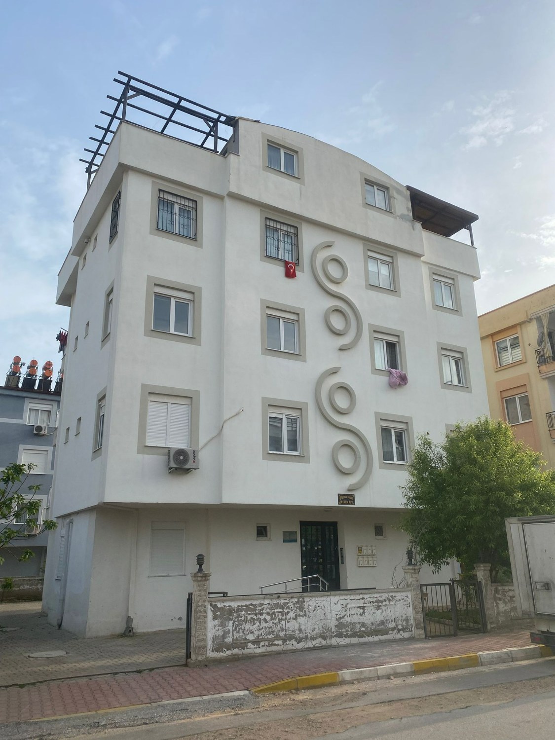 VARSAK AKTOPRAK'TA ARAKAT SATILIK 2+1 DAİRE