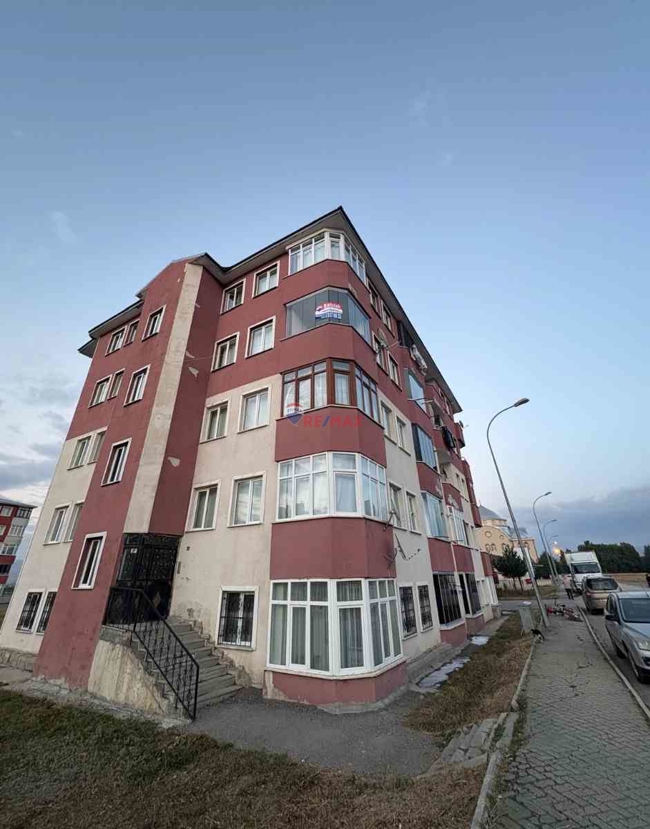 REMAX İLKE'DEN ILICA'DA 3+1 SATILIK DAİRE