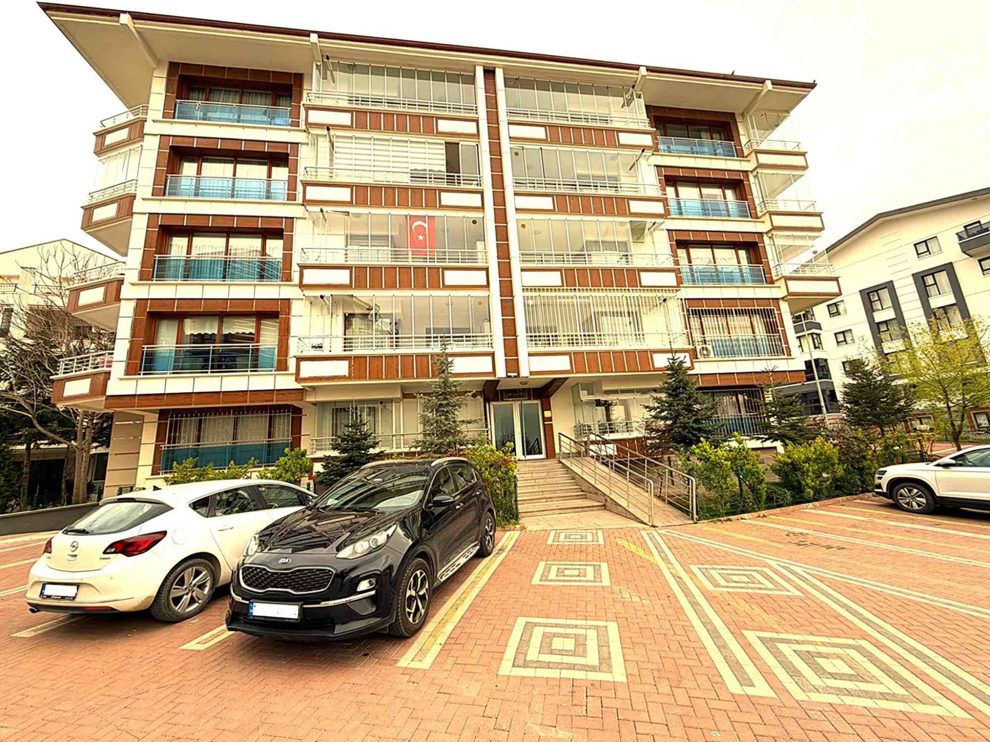 KIRKKONAKLAR MAHALLESİ 2+1 110 M2 SATILIK DAİRE