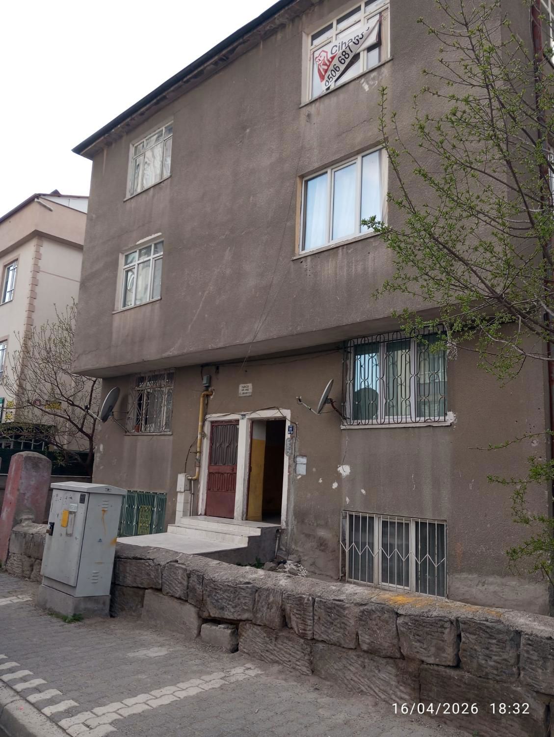 MERKEZİ LOKASYON'DA MUHTEŞEM  YATIRIM FIRSATI GENİŞ 3+1