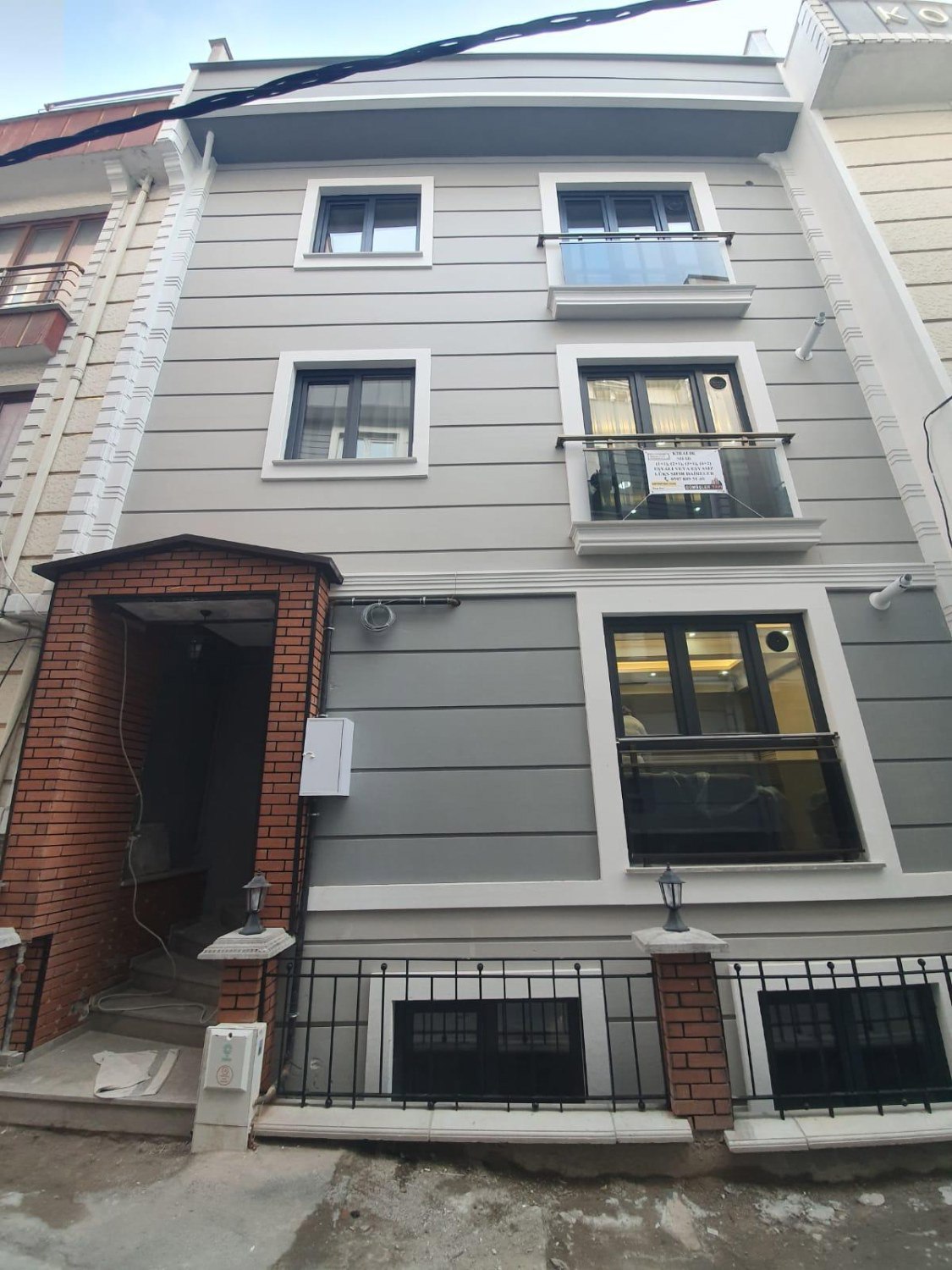 MECİDİYEKÖY  METRO'YA  15 DK YÜRÜME MESAFESINDE FUL EŞYALI 3+1 KIRALIK
