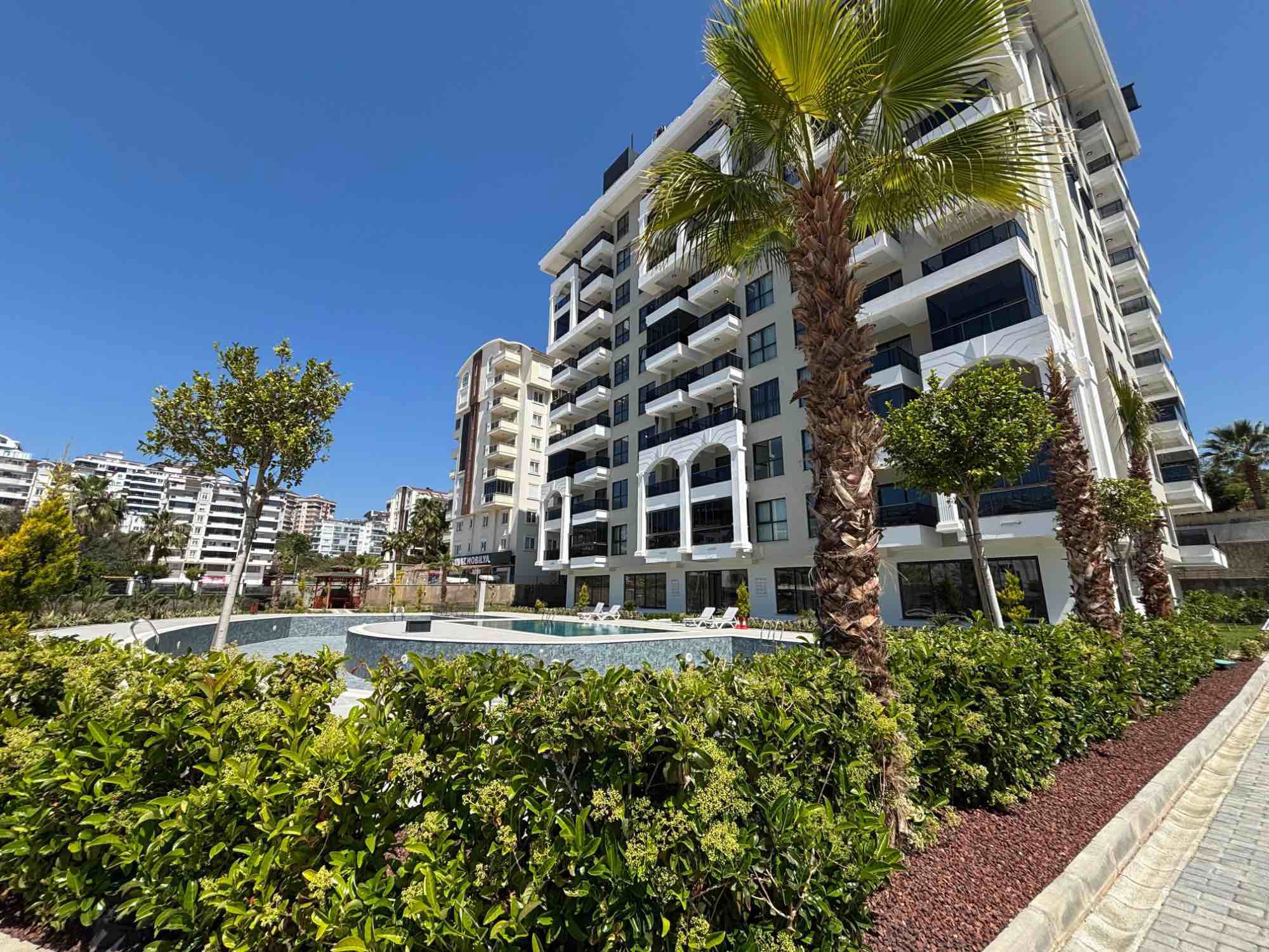 ALANYA AVSALLAR'DA DENİZE 500 M SATILIK 1+1 EŞYALI DAİRE
