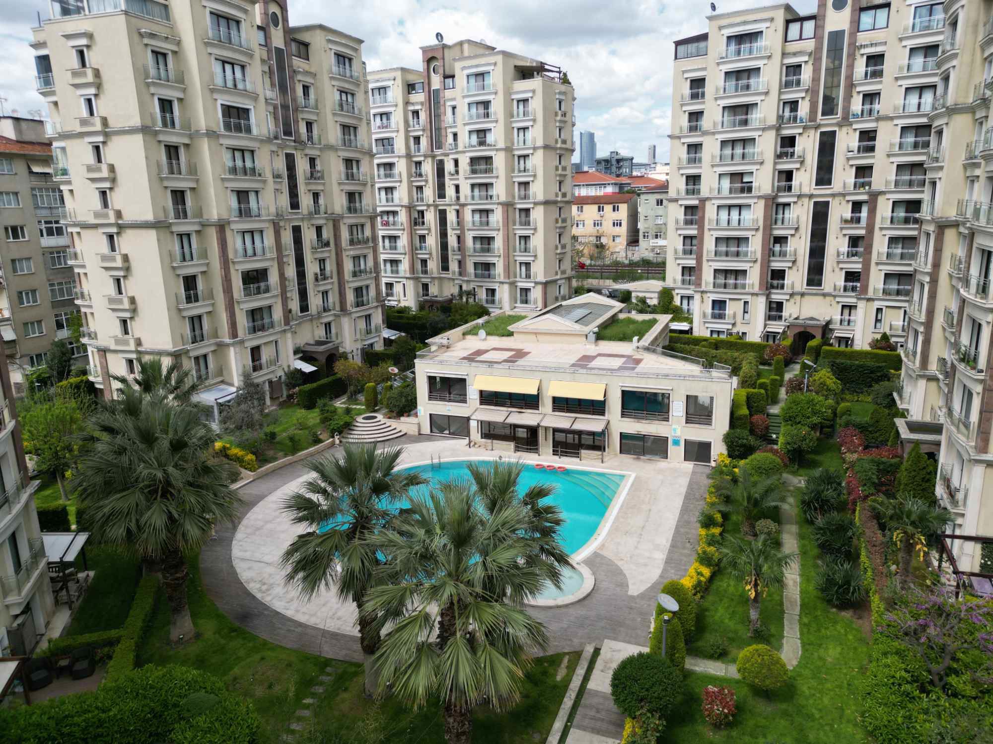 EAGLE PARK UZMANI MUHTEREM BATUR'DAN TERASLI 2+1 KİRALIK DAİRE