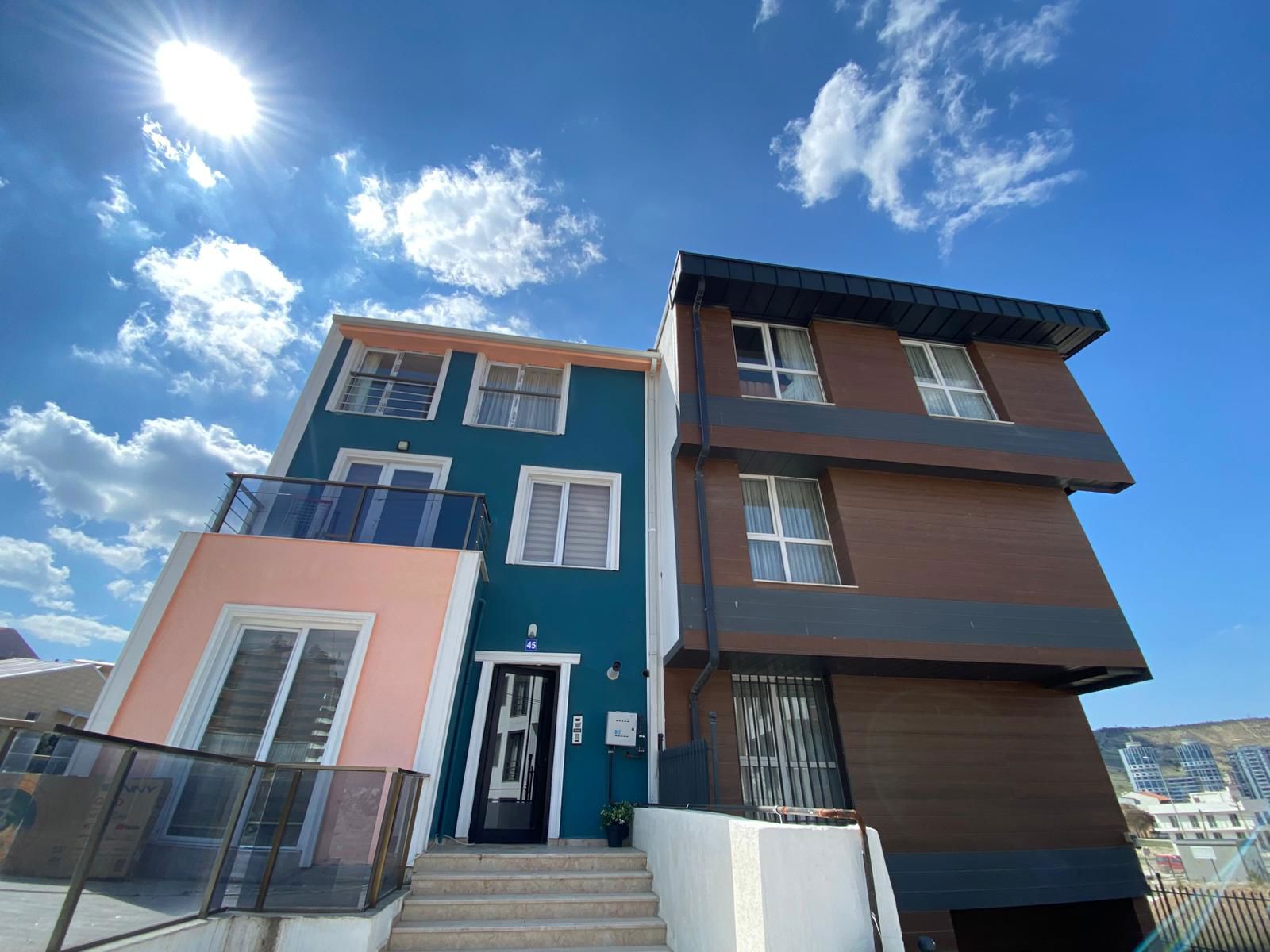 YAŞAMKENT MAHALLESİNDE 1+1 KİRALIK EŞYALI DAİRE