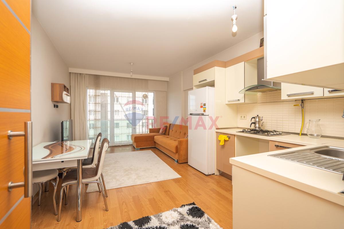 REMAX GELİŞİMDEN ARİS PARK SİTESİNDE 1+1 EŞYALI DAİRE