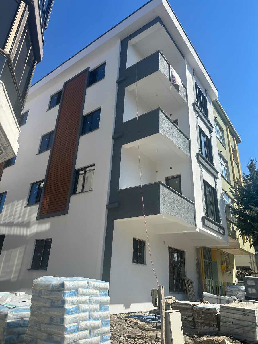 REMAX HÜSEYIN'DEN SATILIK ENGIZ'DE 1+1 LÜKS DAIRE