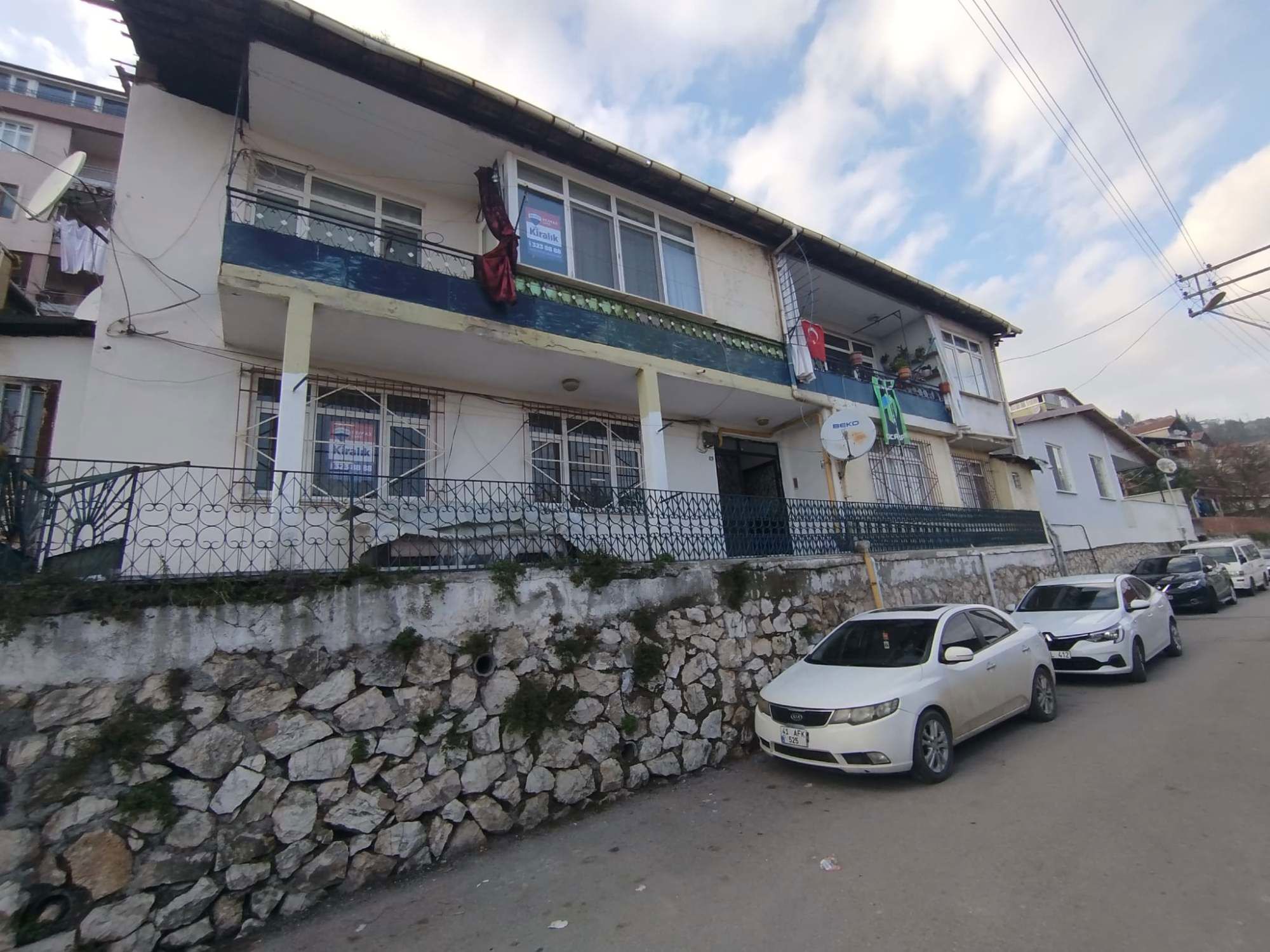 REMAX ÇARŞI'DAN GÜLTEPEDE 3+1 EŞYALI KİRALIK DAİRE