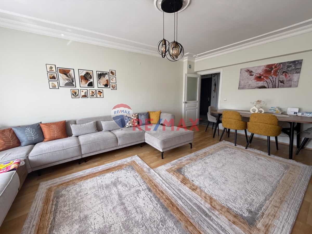 MAREŞAL ÇAKMAK’TA CADDE ÜZERI, ASANSÖRLÜ, GÜNEY BATI CEPHELI 3+1 DAIRE!