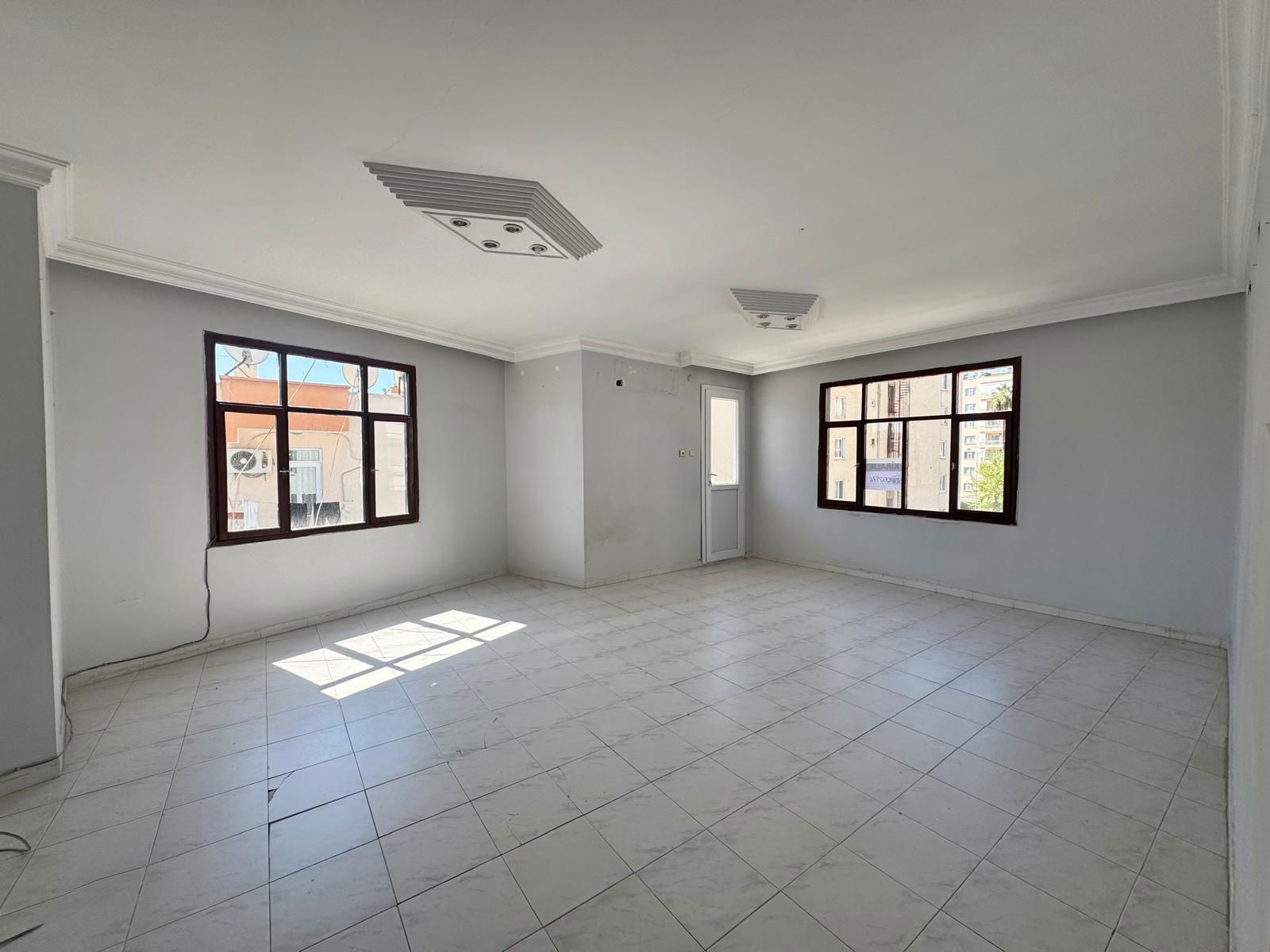 REMAX RİNA'DAN FORUM AVM'YE YÜRÜME MESAFESİNDE GENİŞ 3+1 DAİRE