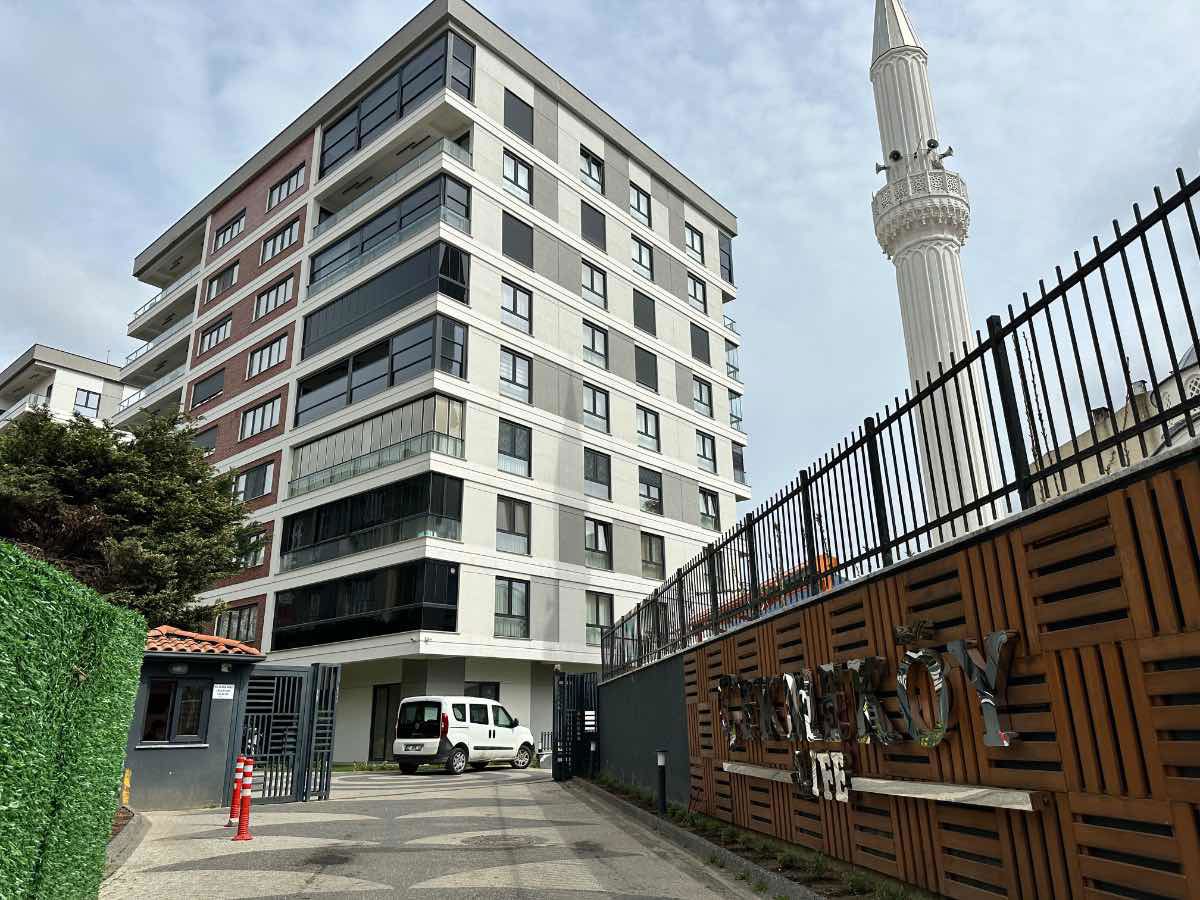 ÇEKMEKÖY LİFE SİTESİ 3+1 170M2 BRÜT BAHÇE KATI KİRALIK DAİRE