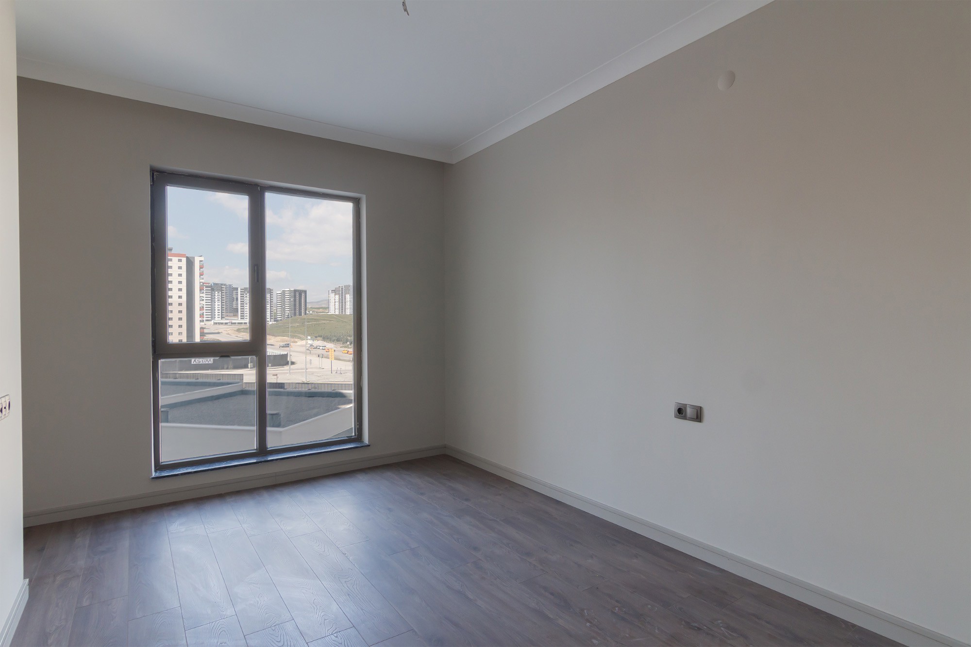 DIAMOND GÖKSU SITESI KIRALIK SIFIR 1+1 DAIRE