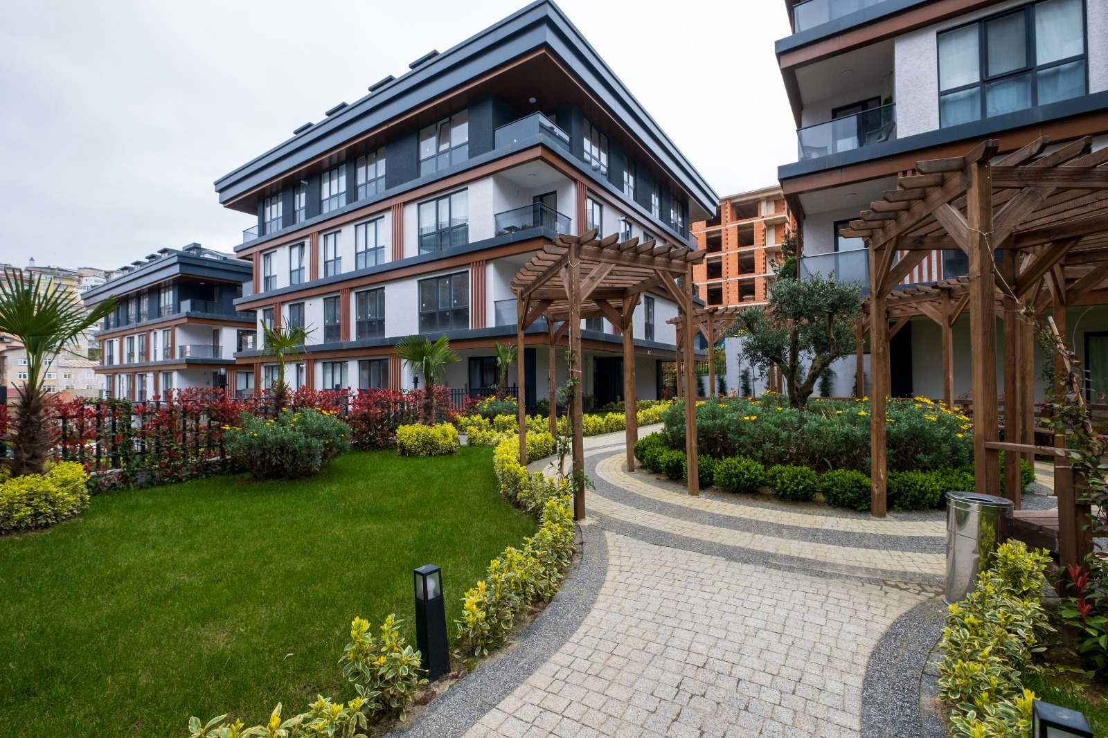 ÜSKÜDAR ÇAMLICA ADEN KONAKLARI’NDA 4+1 DUBLEKS | TAKASA UYGUN | PRESTIJLI SITE