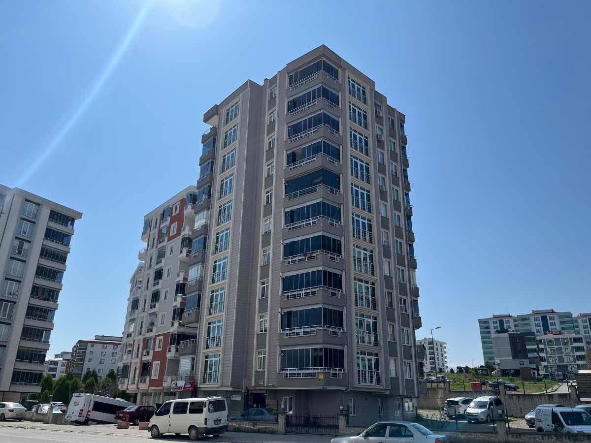 KALKANCI MAHALLESI | BÜTÜN SOSYAL İMKANLARLA İÇ İÇE GENIŞ 3+1!
