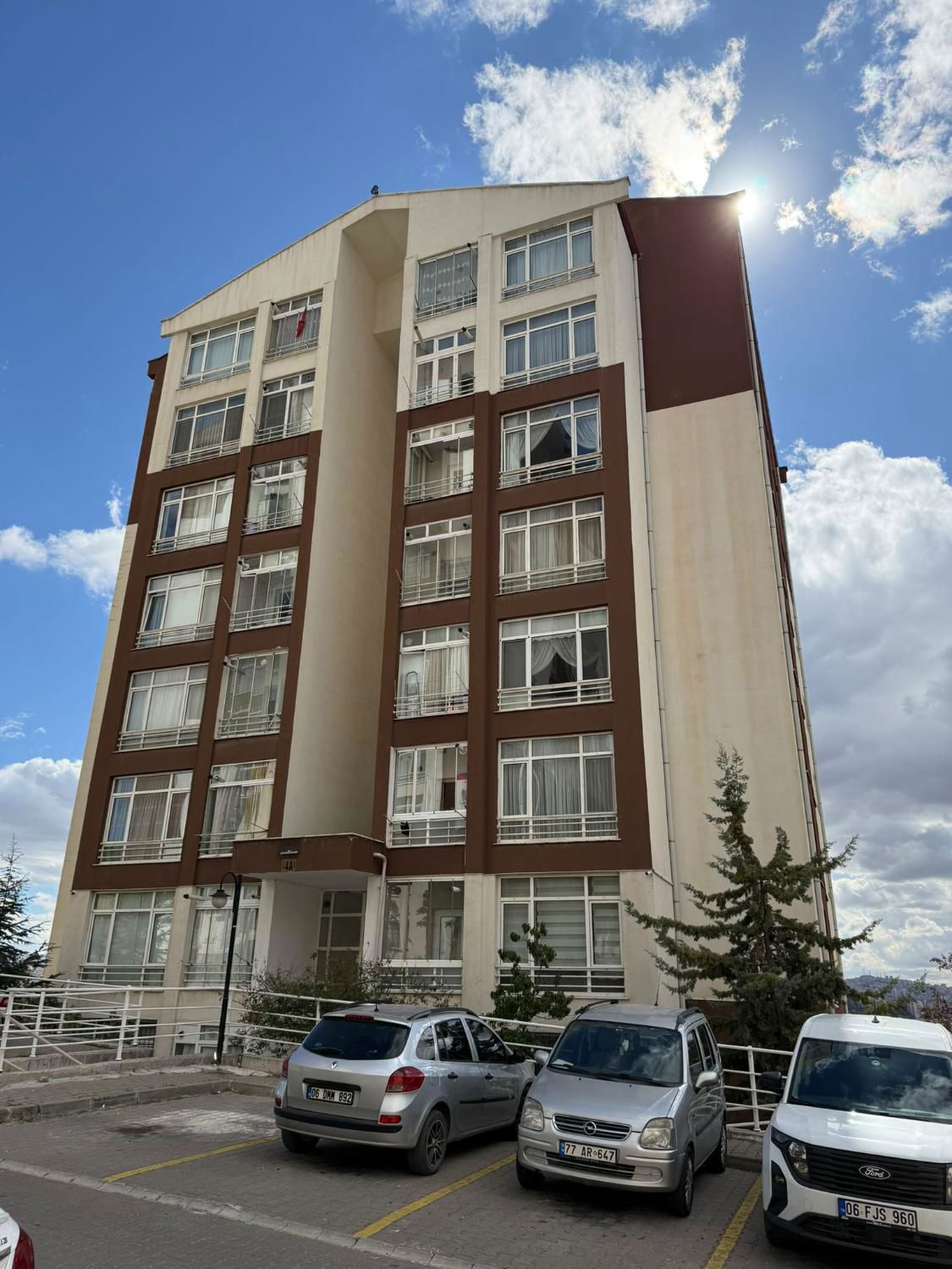 HÜREL MAHALLESİ SİTE İÇİNDE MANZARALI ARA KAT 2+1 KİRALIK DAİRE