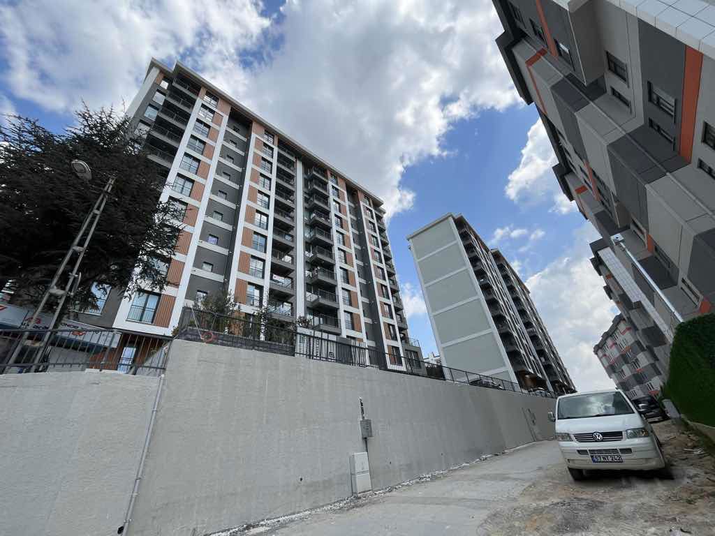 RE/MAX ALİ BİLGİÇ KİRALIK 2+1 DAİRE ESENKENT