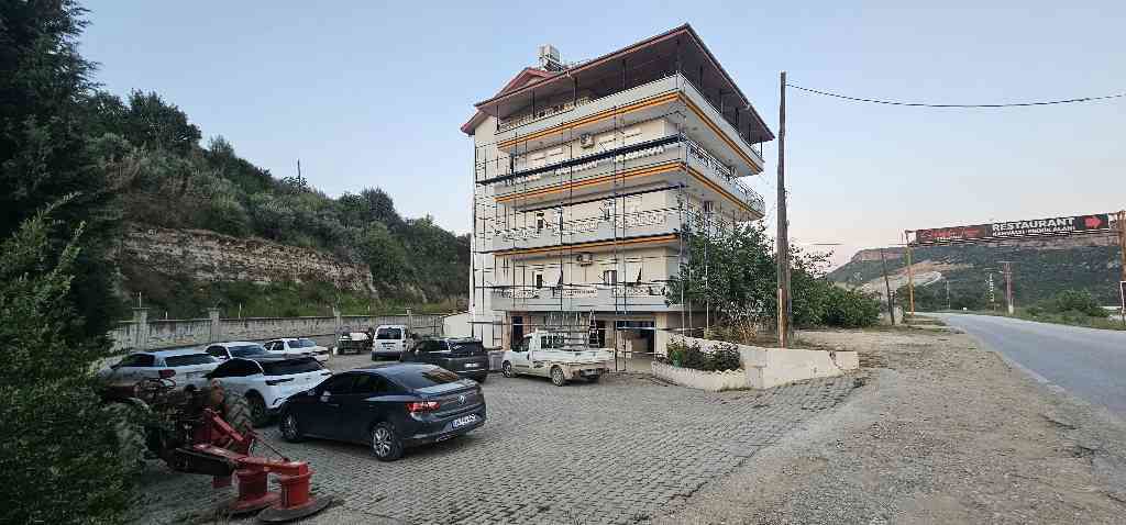 BUCAKŞEYHLER MAHALLESİNDE ANAYOL ÜZERİNDE KİRALIK 3+1 DAİRE