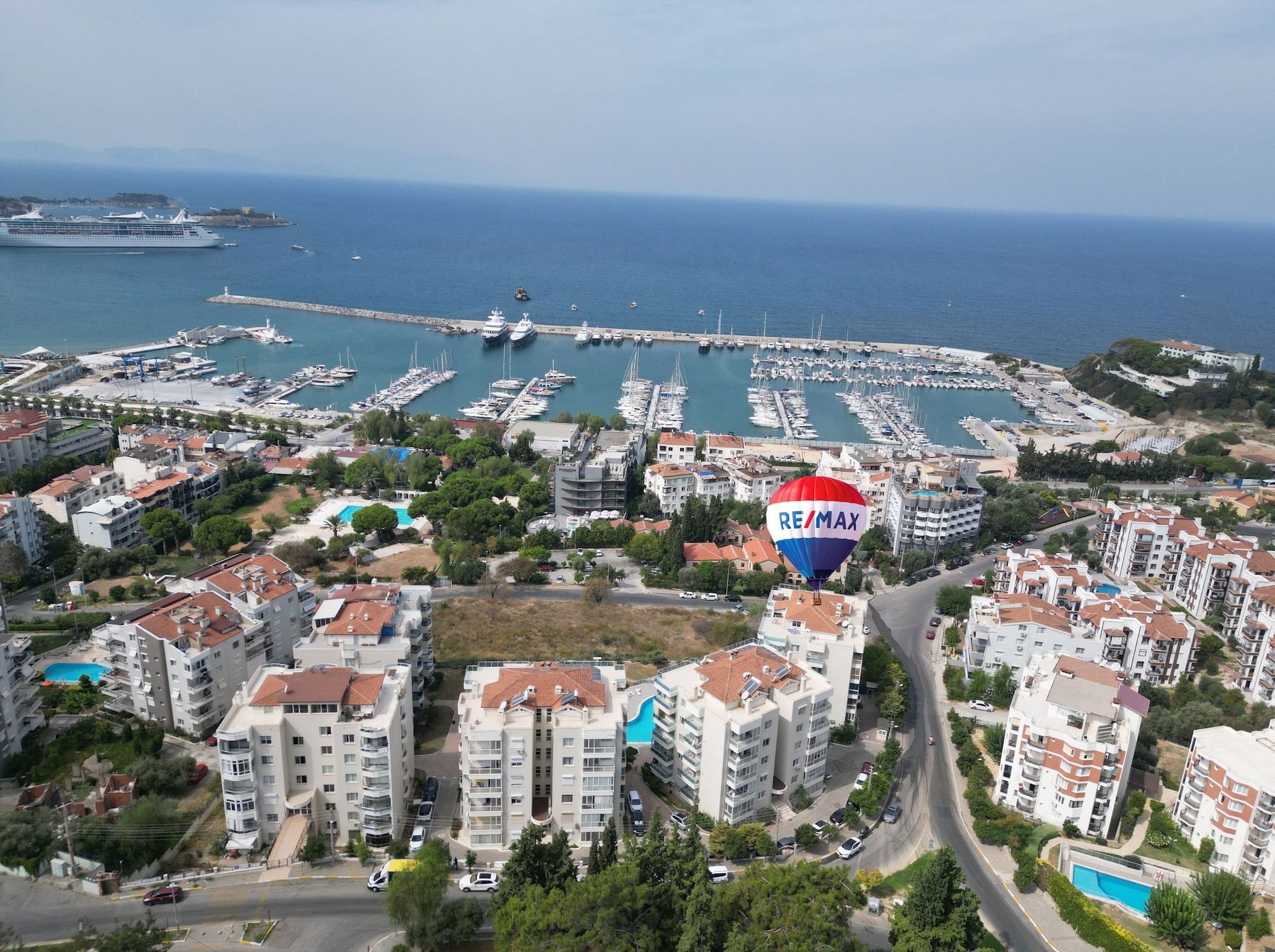 KUŞADASI MARİNA KONAKLARI KİRALIK 3+1 DAİRE