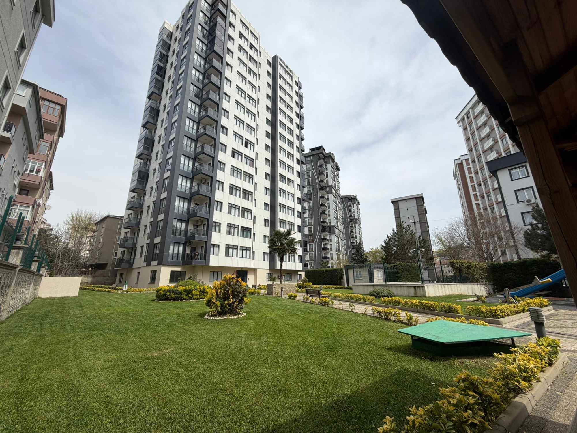 REMAX ÖNCÜ PETROLIŞ MH DENIZ MANZARALI BUTIK SITE 3+1 DAIRE