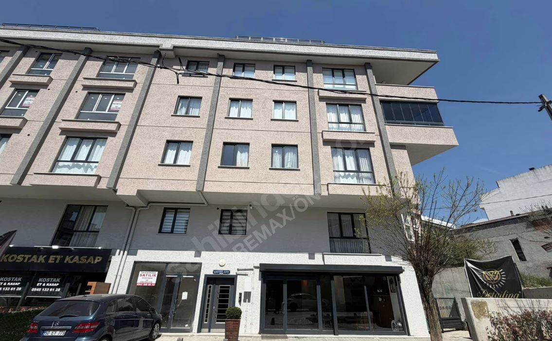REMAX ÖNCÜ ÇEKMEKÖY MERKEZ MAH 2+1 BOŞ SIFIR SATILIK DAIRE