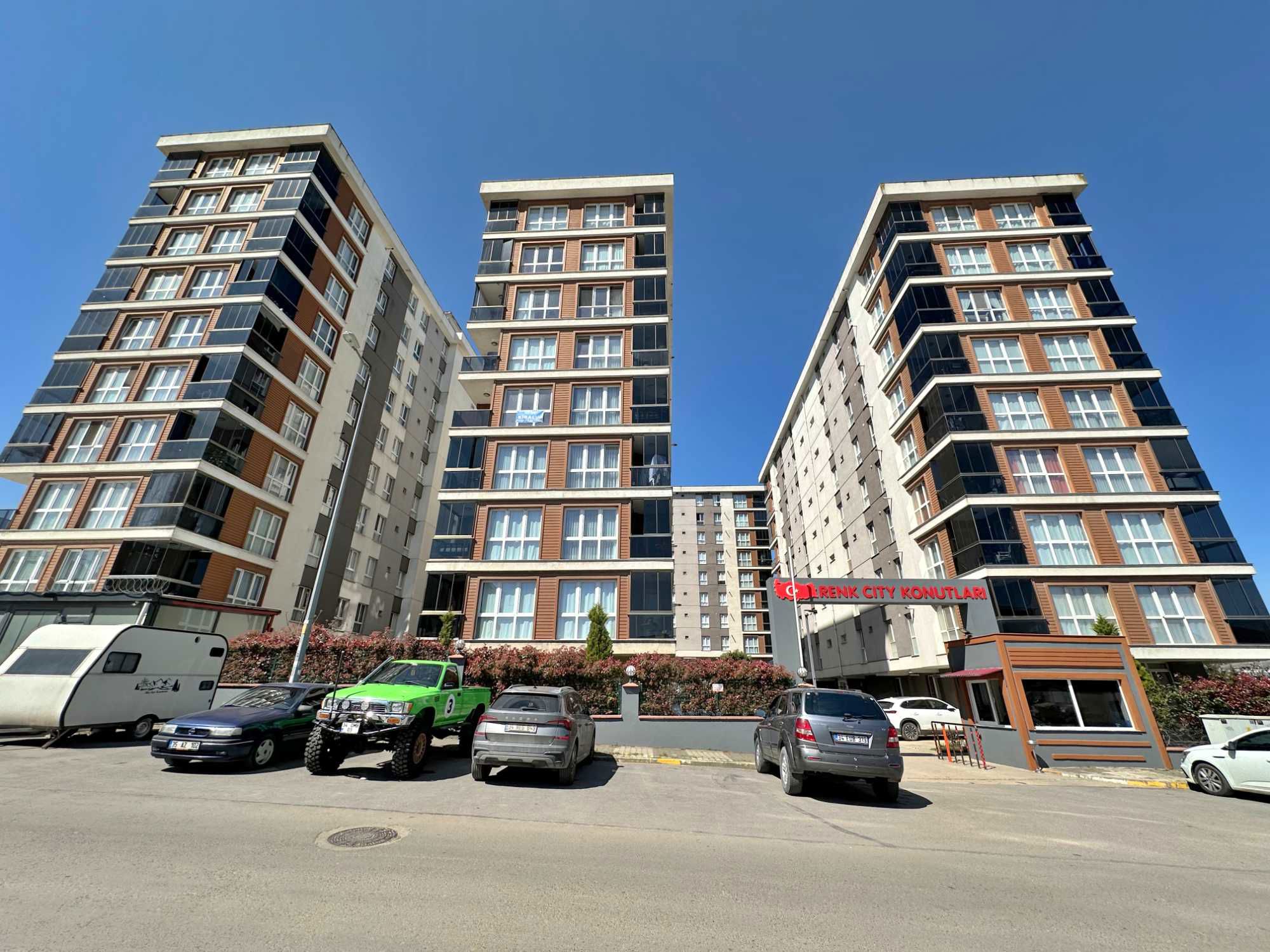 SULTANBEYLİ RENK CITY KONUTLARI KREDİYE UYGUN 2+1 SATILIK DAİRE