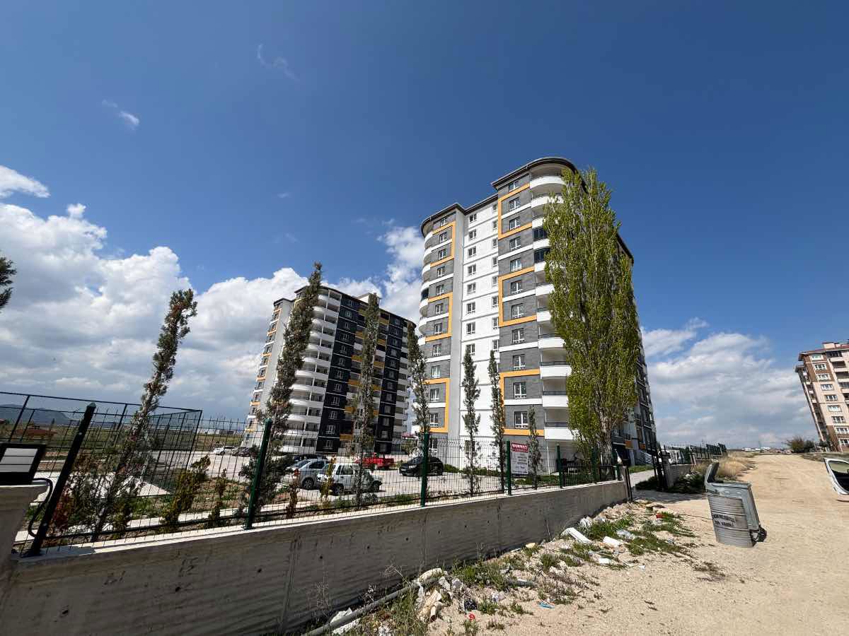 SINCAN ALCI MAHALLESINDE SATILIK 3+1 SIFIR DAIRE