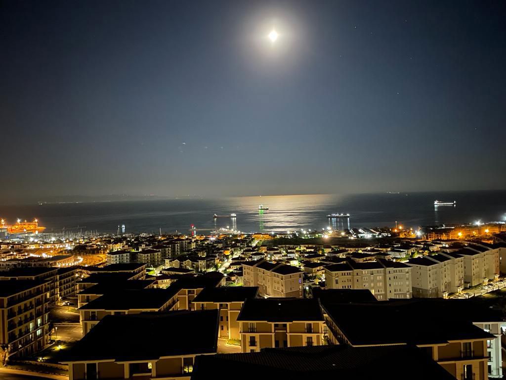 DENİZ İSTANBUL MERCAN KONAKLARINDA DENİZ MANZARALI SATILIK 1+1