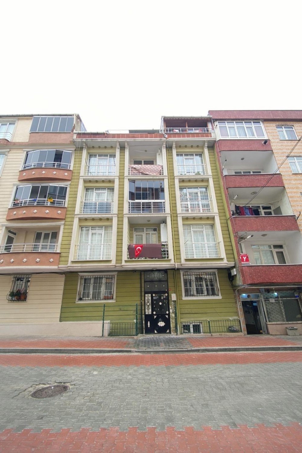 İSTANBUL ESENYURT İNCİRTEPE MAHALLESİ’NDE LÜKS VE MASRAFSIZ 2+1 BAHÇE KATI DAİRE!