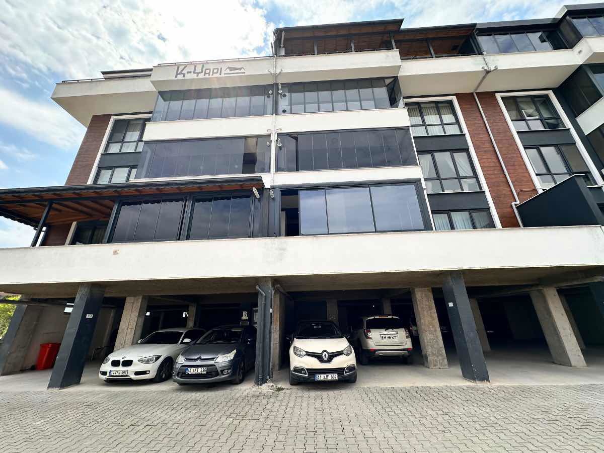 REMAX ADVANTAGE'DEN TOPÇULARDA 3+1 BAHÇE DUBLEKS KİRALIK DAİRE