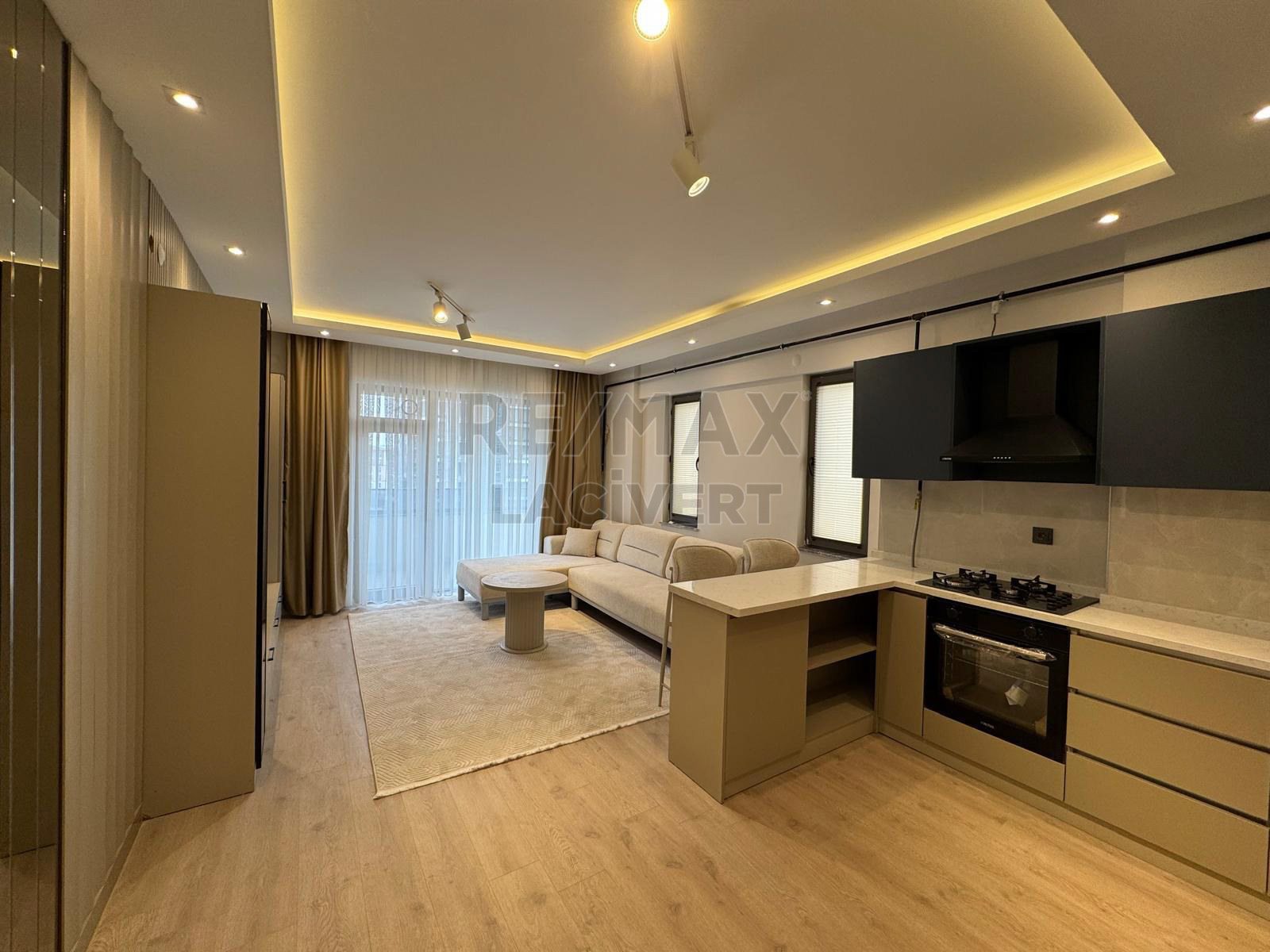 RE/MAX LACİVERT'TEN PALANDÖKEN RESİDENCE'DA HERŞEY DAHİL EŞYALI 1+1 KRALIK DAİRE