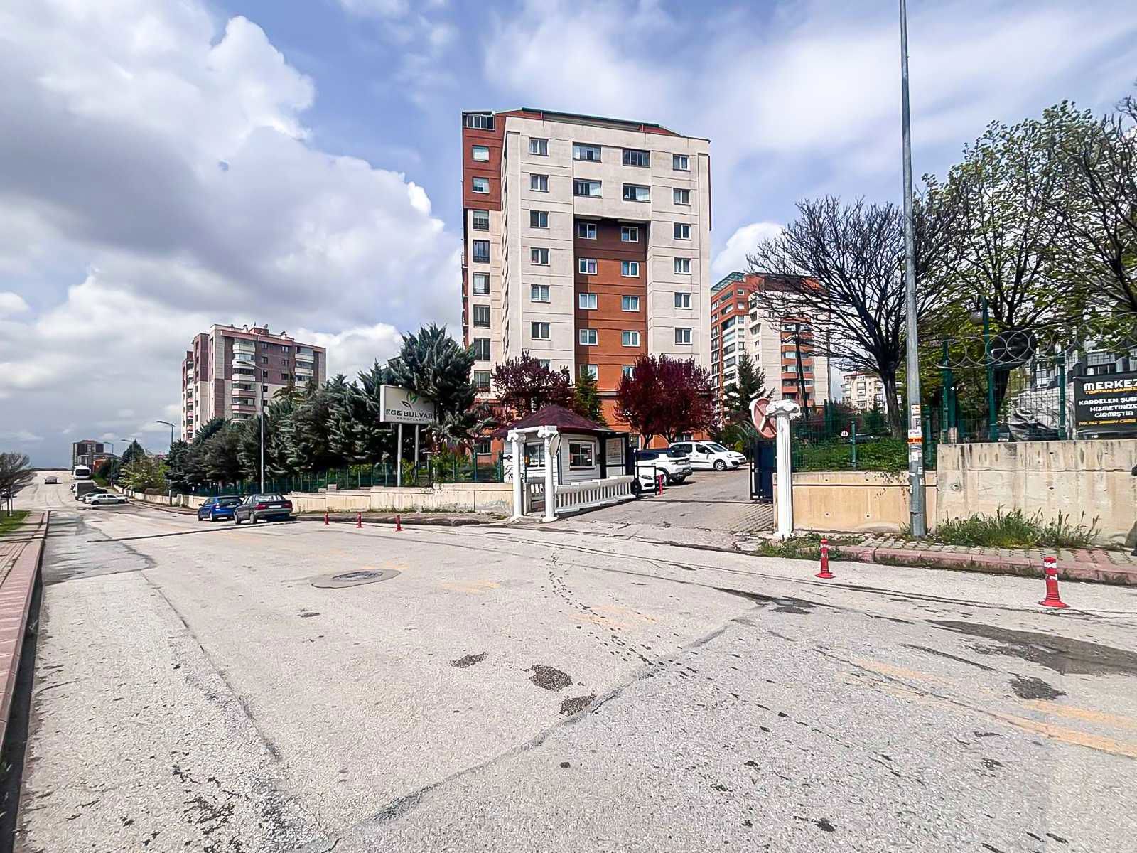 EGE BULVAR KONUTLARI - BATIKENT 'DE 3+1 SATILIK DAIRE