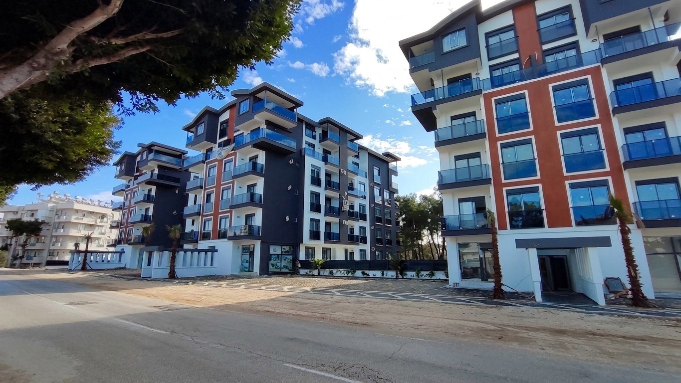 KAVAKLIDA SATILIK 2+1 DAIRE MERKEZİ KONUM VE DOĞA ILE IÇ IÇE (NOVA REZİDANS)