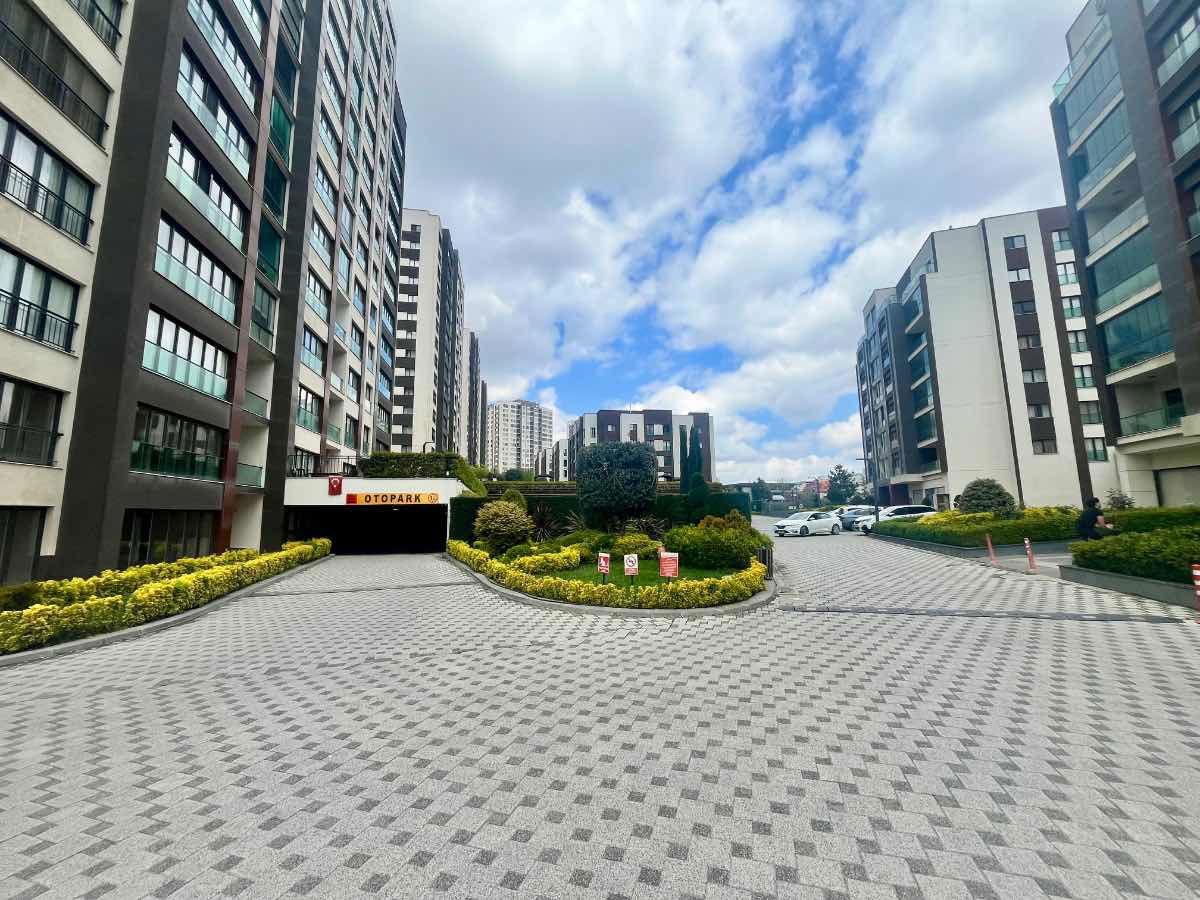 SATILIK VİRA İSTANBUL KİRACISIZ PEYZAJ MANZARALI 4.5+1
