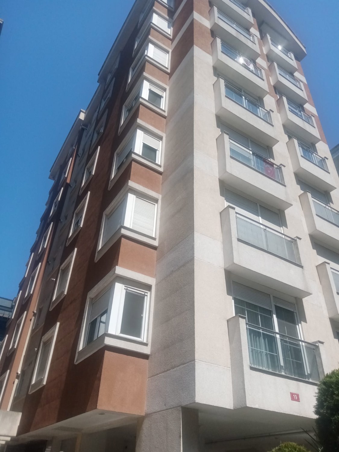 GÖZTEPE DR. FAZIL GÖKÇEÖREN SOKAK'TA KIRALIK 3+1 120 M2 DAIRE