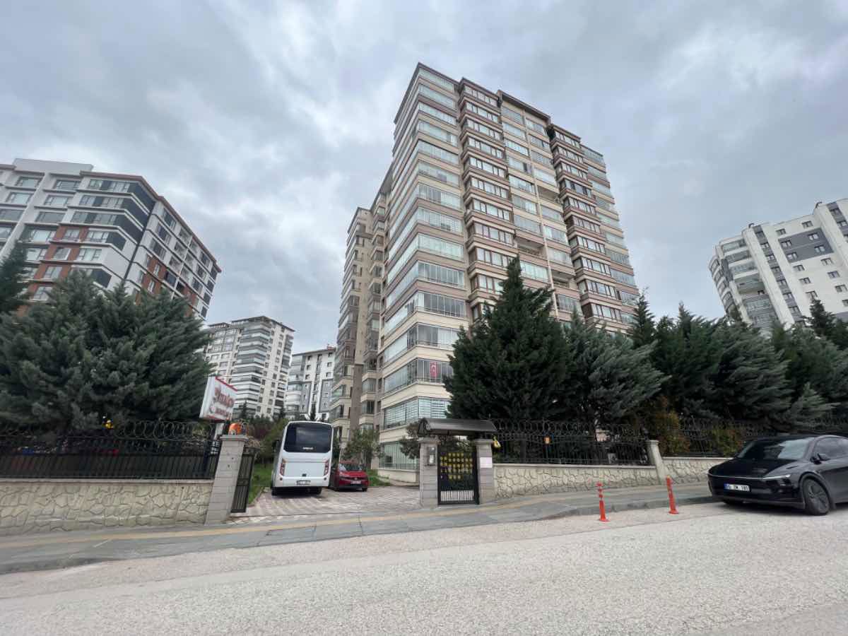 AVM’YE 5 DAKIKA | SITE İÇINDE FULL YAPILI 4+1 KIRALIK DAIRE | MERKEZI KONUM