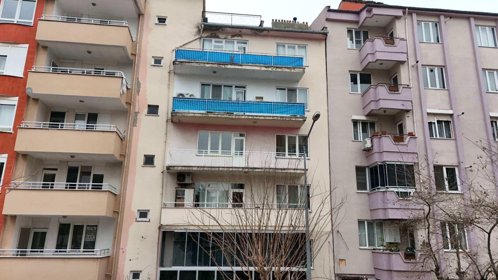 REMAX MİD'DEN BAHÇELİEVLER MAHALLESİNDE 2+1 ARA KAT KİRALIK DAİRE