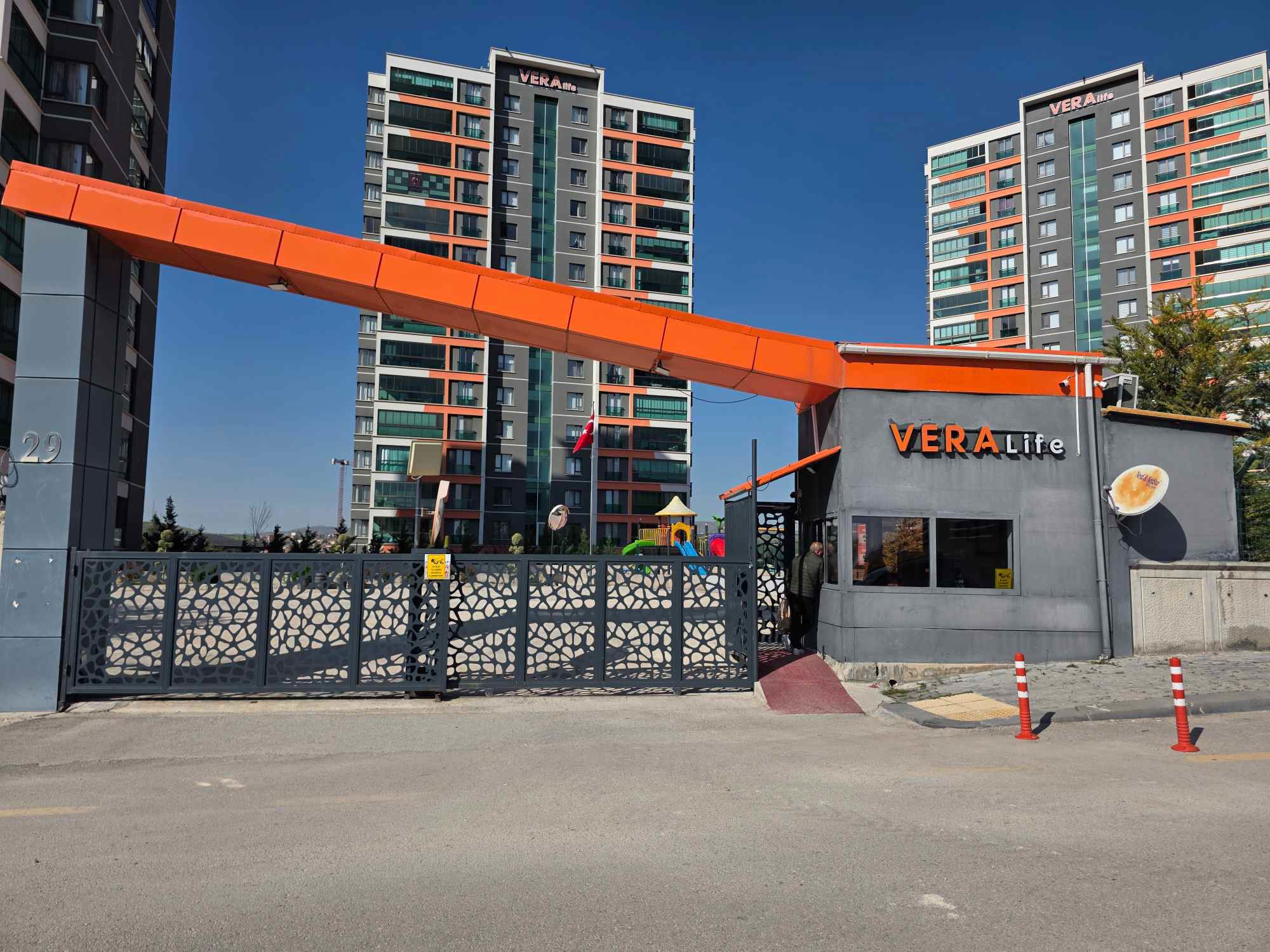 VERA LIFE GÖKSU SATILIK 4+1, 3 CEPHELI, KATTA 2 DAIRE, 180 M2