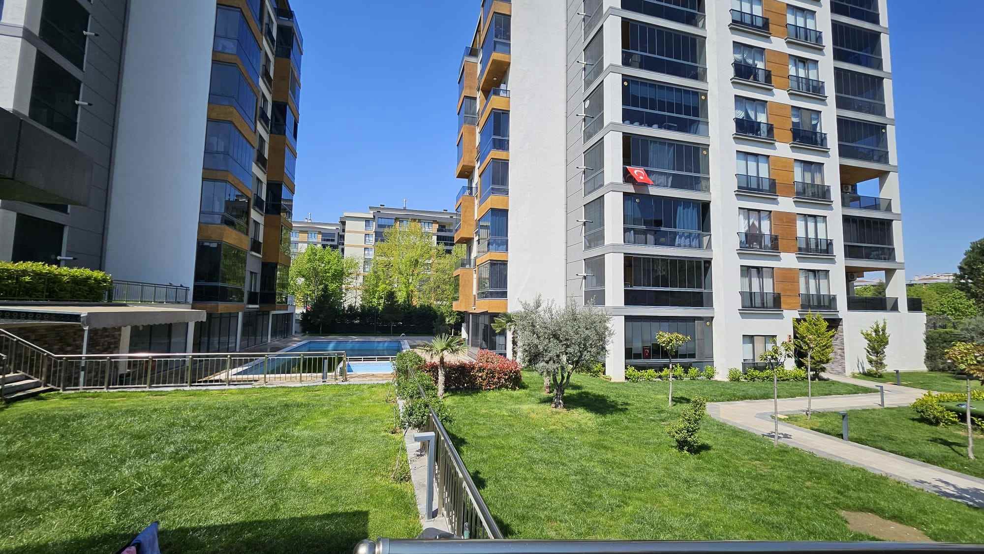 REMAX BEYAZ KÜLTÜR MAHALLESINDE YÜKSELEN PARK VIZYON’DA SATILIK 3+1 DAİRE