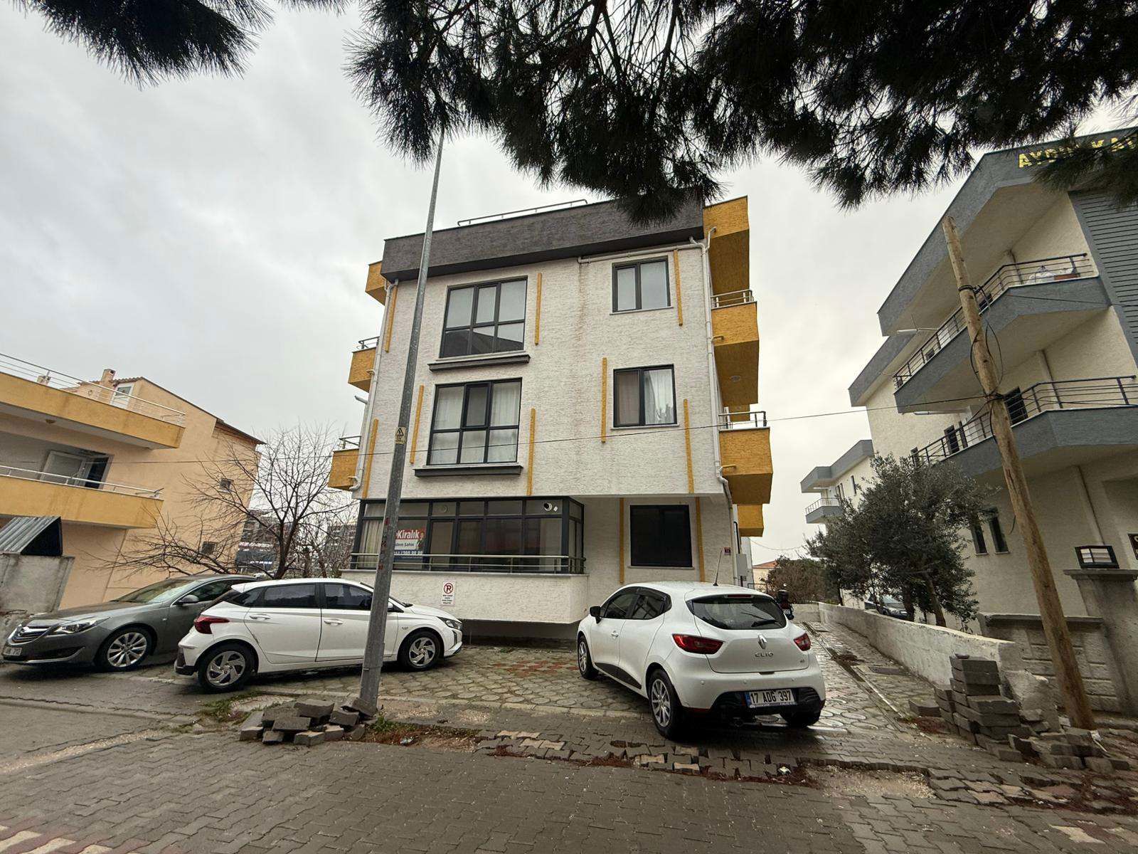 ÇANAKKALE KEPEZ CUMHURIYET MAHALLESI 'NDE EŞYALI 1+1 KIRALIK DAIRE