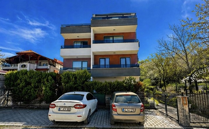 GÖLCÜK DEĞİRMENDERE EŞYALI 4+1 KİRALIK ÇATI DUBLEKS DAİRE