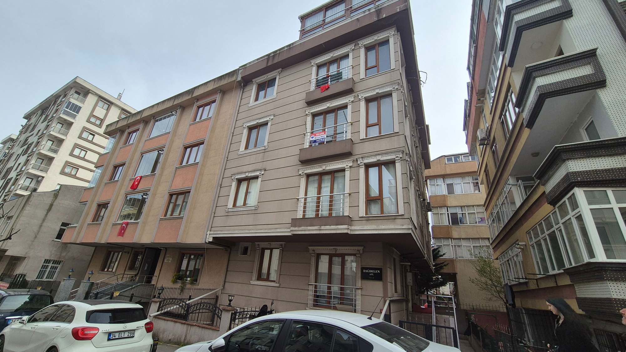 ÜMRANİYE BELEDİYE YAKINI KİRALIK 2+1 DAİRE