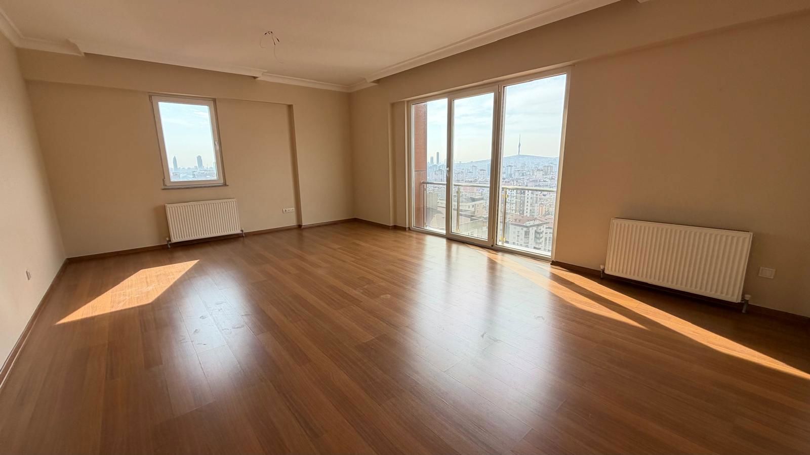 MIMOZA UP TOWN SITESINDE PANORAMIK ŞEHIR MANZARALI KIRALIK 3+1
