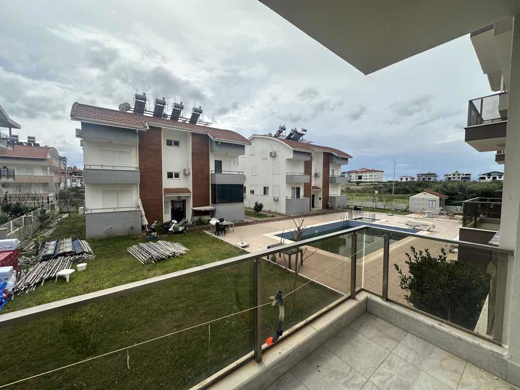 MANAVGAT ILICA MERKEZDE HAVUZLU SİTEDE 3+1 EŞYALI KİRALIK DAİRE