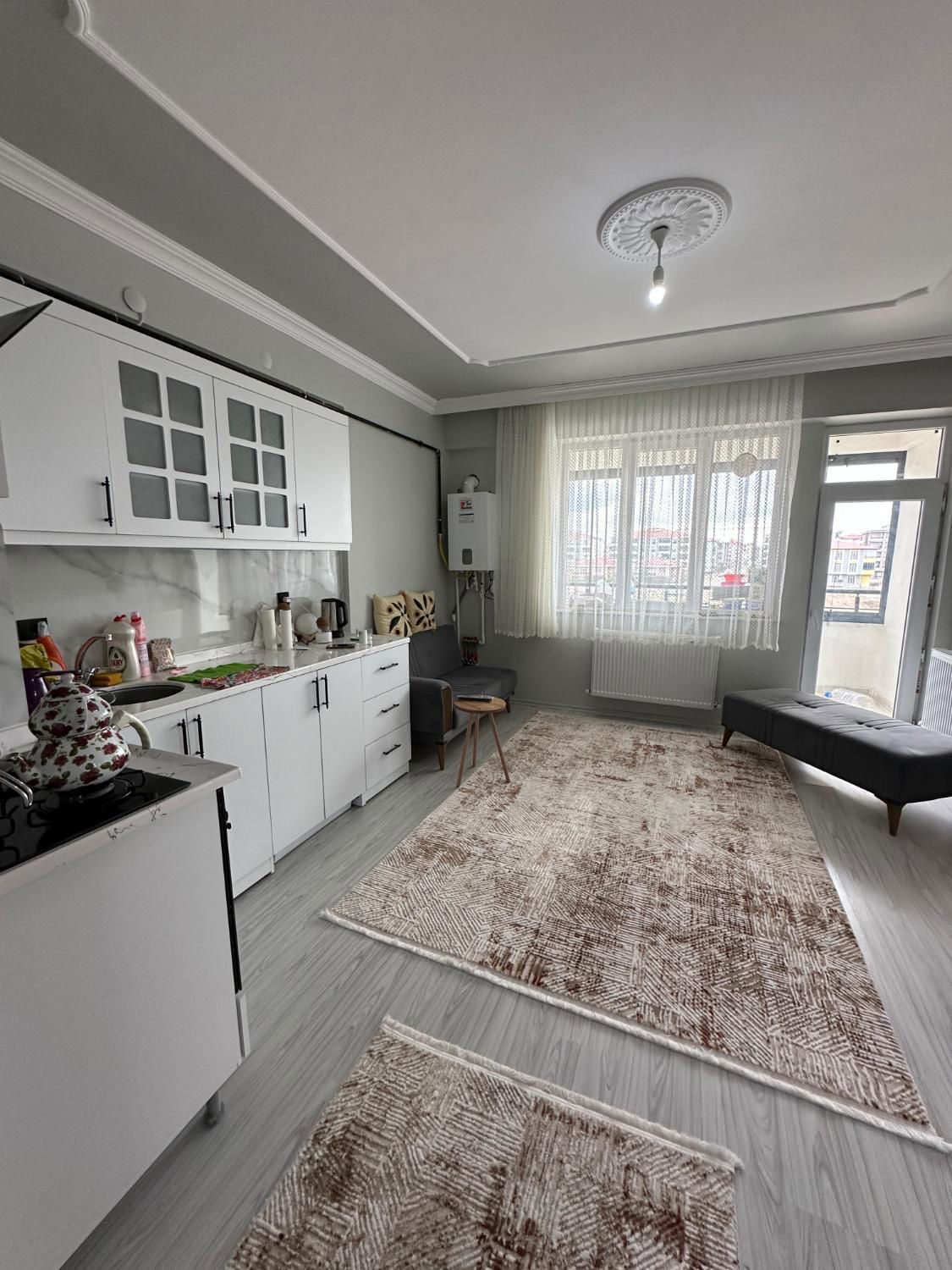 REMAX ARTIS'DEN DADAŞKENT'TE EŞYALI SATILIK 1+1 DAIRE