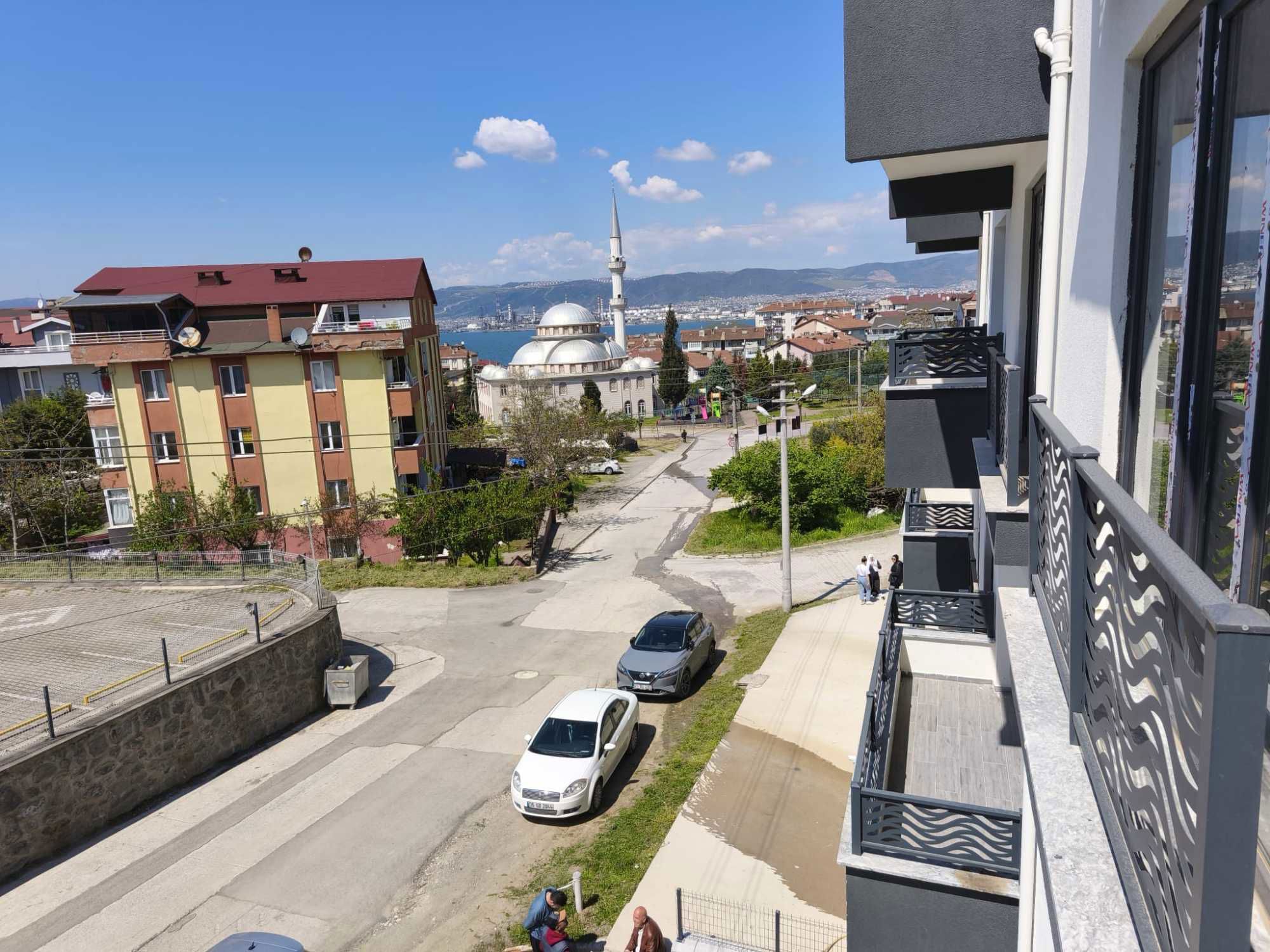 REMAXNATURALDEN MANZARALI SIFIR KİRALIK 2+1