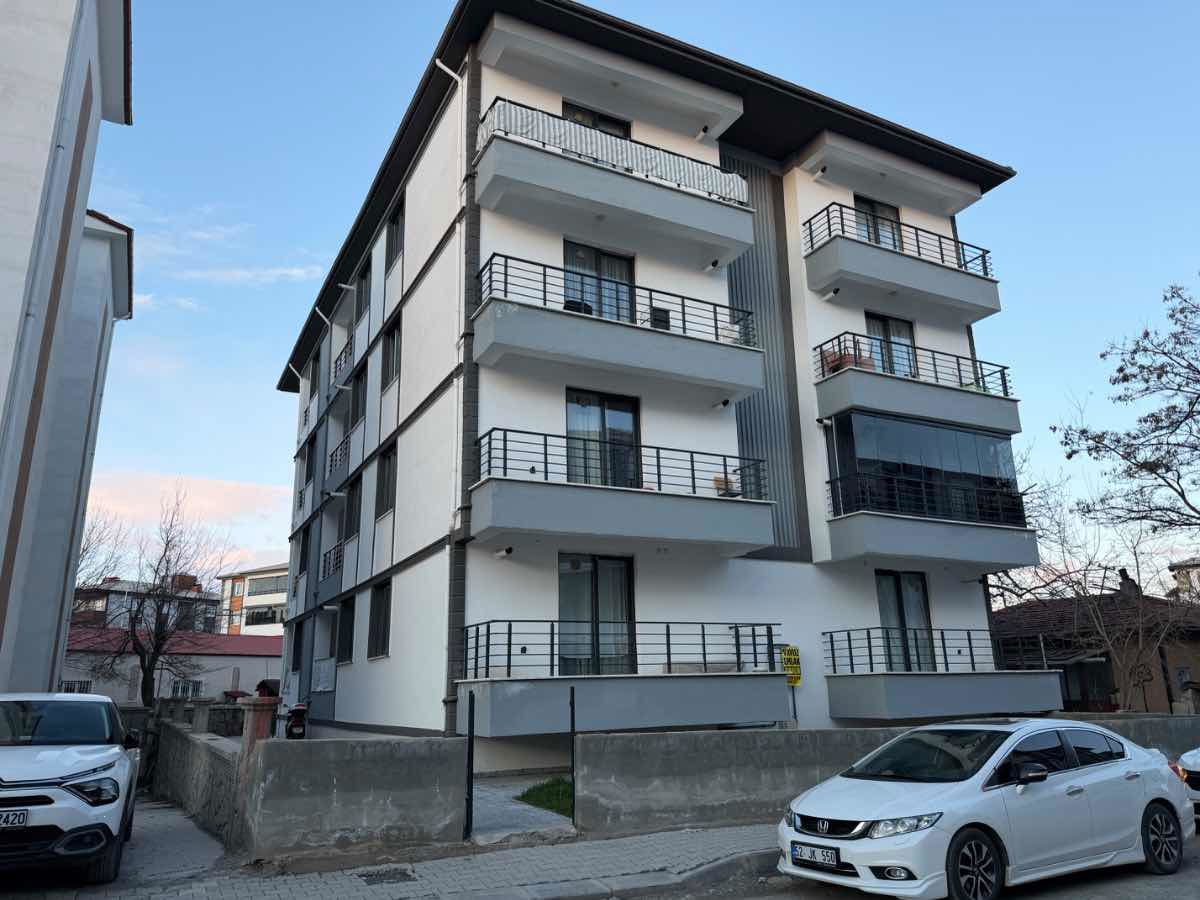 REMAX DEM'DEN HOCABEY MAHALLESİ 1+1 KİRALIK EŞYALI DAİREFAVORILERIME EKLEYAZDIRFACEBOOK ILE PAYLAŞ