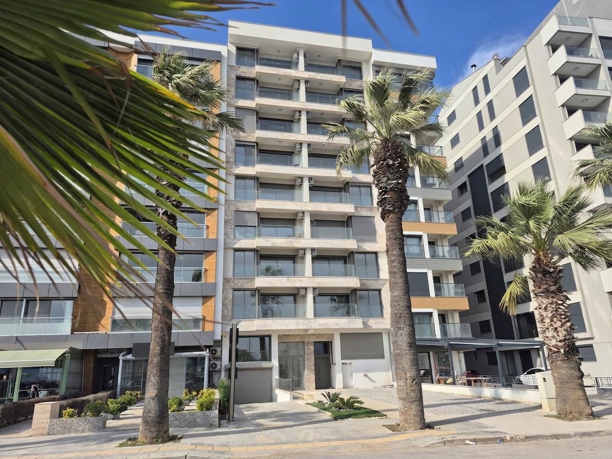 16 KARŞIYAKA AKSOY YALIDA DENİZ MANZARALI SIFIR SATILIK DAİRE